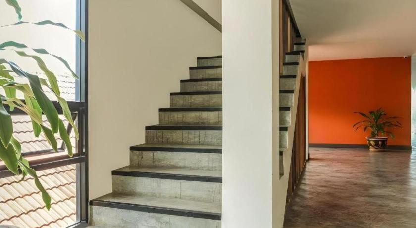 Sunshine House 3* Chiang Mai