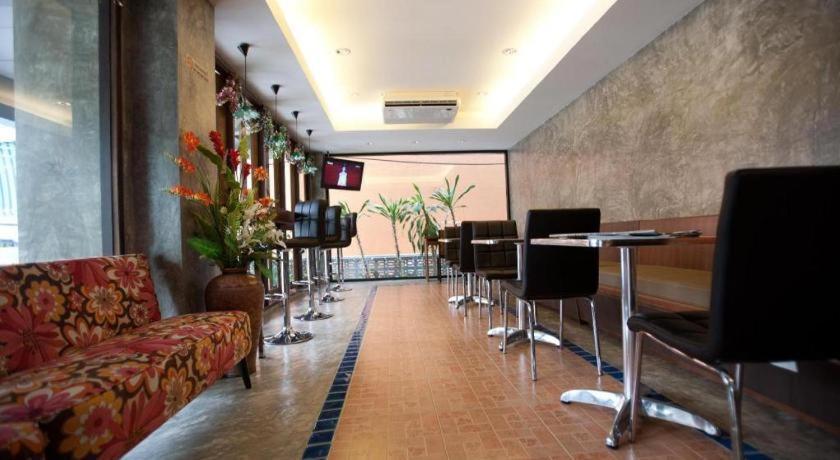 Hotel Sunshine House 3*